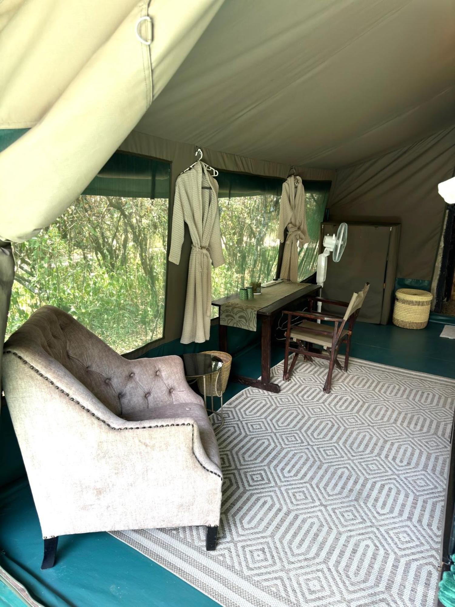 Olkinyei Mara Tented Camp Talek Eksteriør bilde
